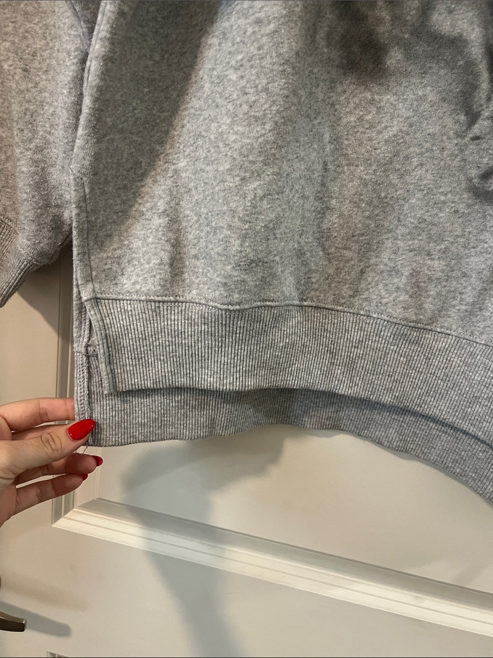 American Eagle Outfitters Sweatshirt - Picture 4 of 5